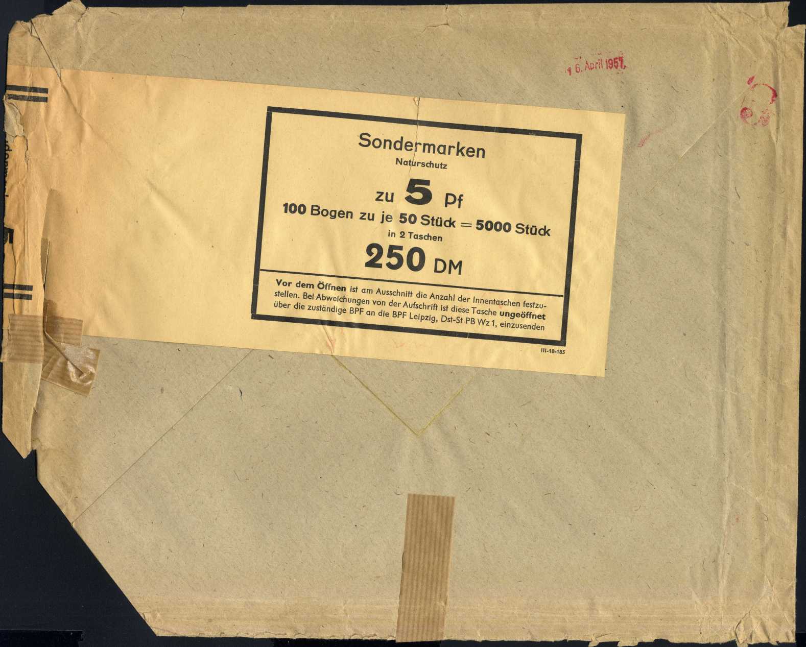 Image:ddr0561.2BT.small_bg1.jpg