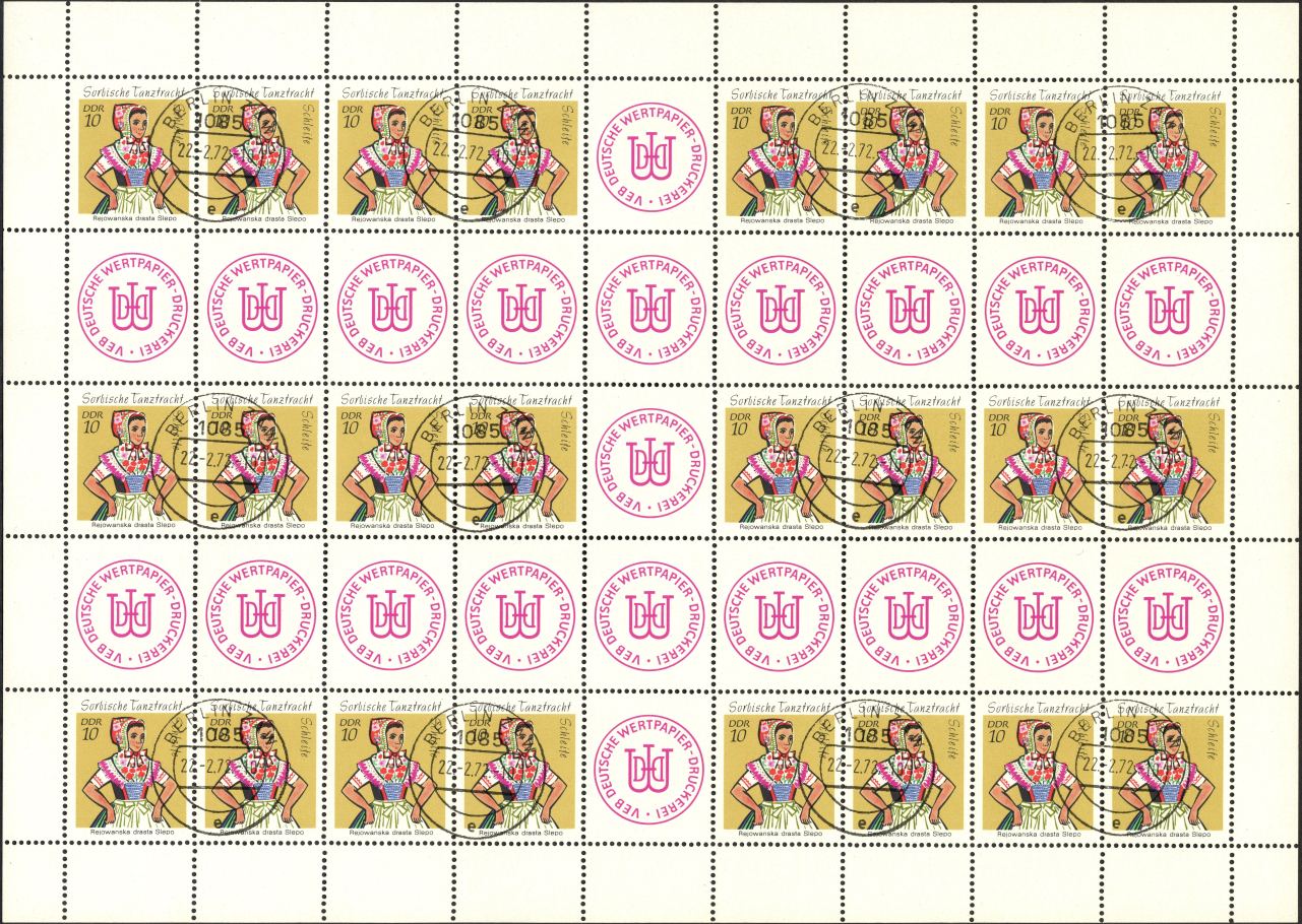Image:ddr1723.3js.small_bg1.jpg