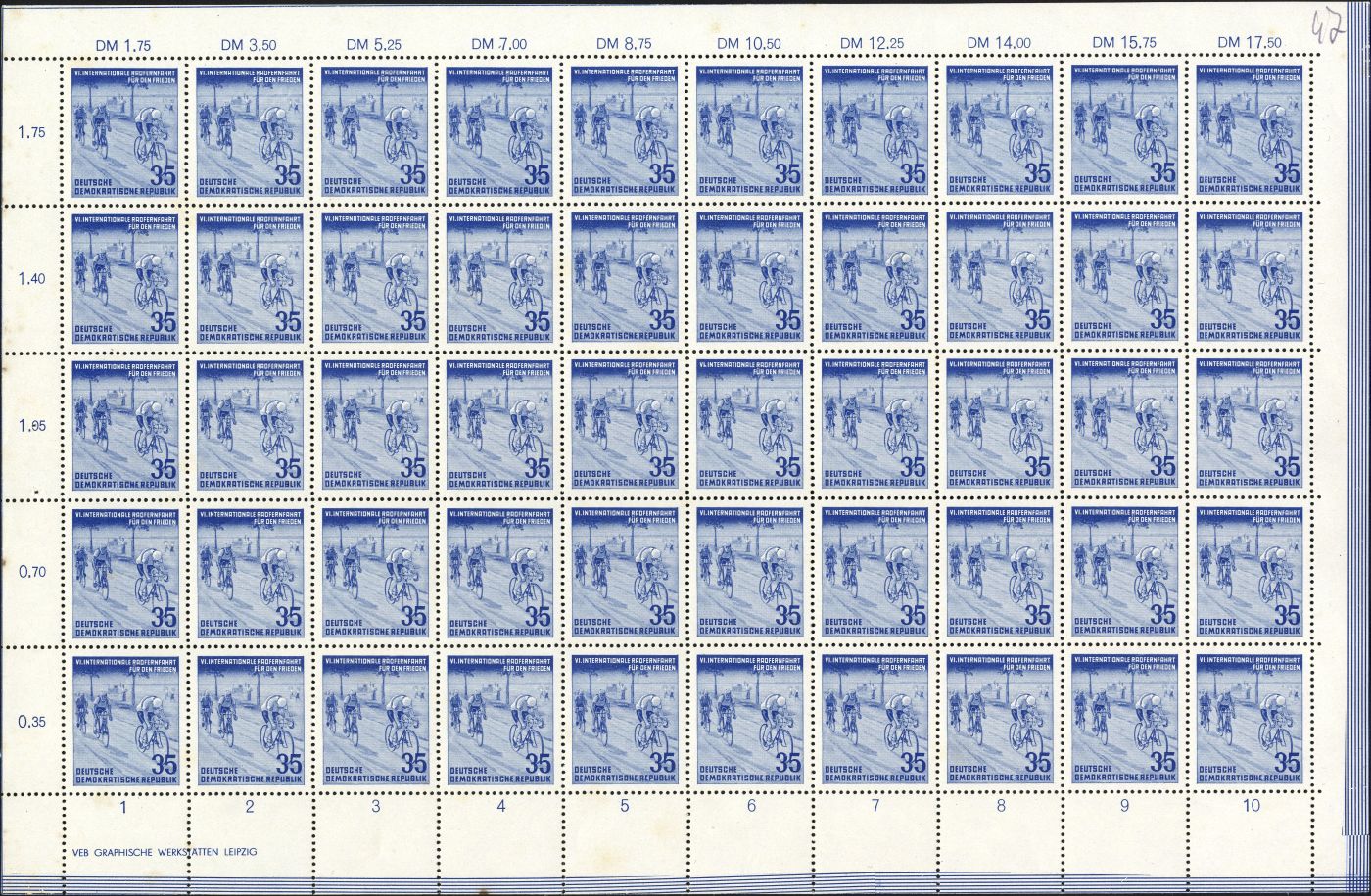 Image:ddr0356.1js.small_bg1.jpg