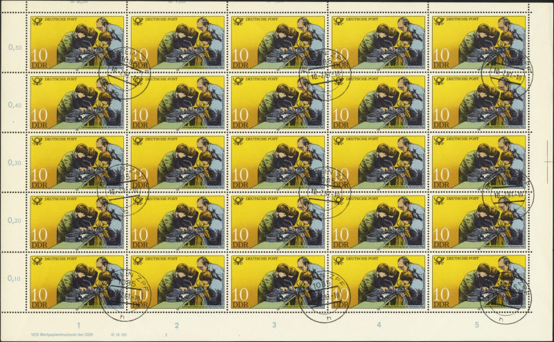 Datei:Ddr2584.5js.small bg1.jpg