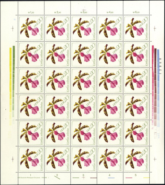 Datei:Ddr1423.2.small bg1.jpg