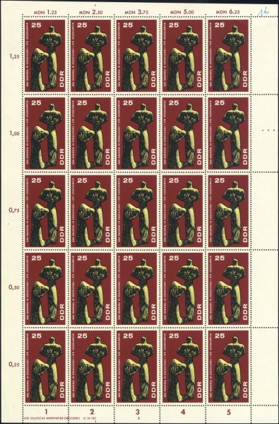 Datei:Ddr1311.1.small bg1.jpg