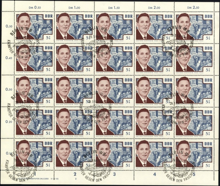Datei:Ddr1014.8.small bg1.jpg