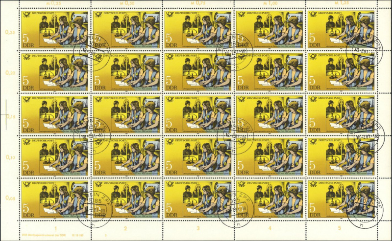 Datei:Ddr2583.5.small bg1.jpg