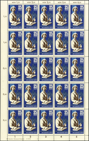 Datei:Ddr1257.2.small bg1.jpg