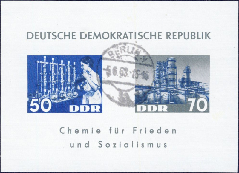 Datei:Ddr0950.2mh.small bg1.jpg