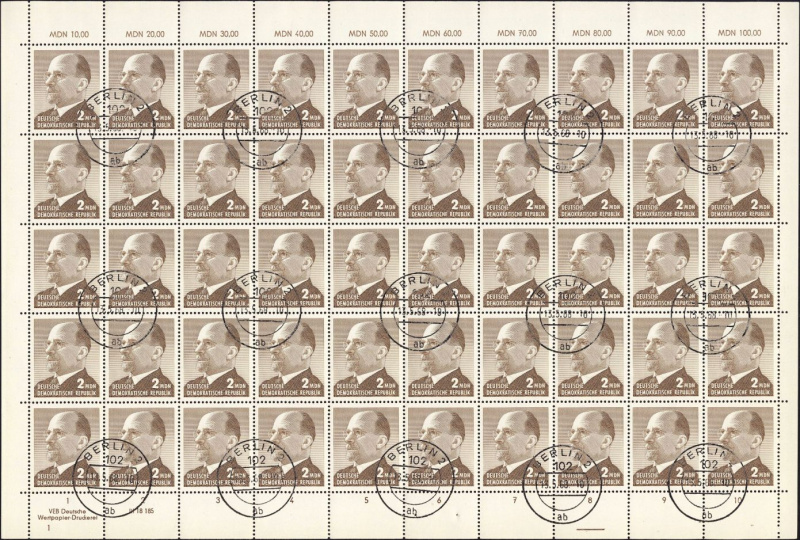Datei:Ddr1088.2mh.small bg1.jpg