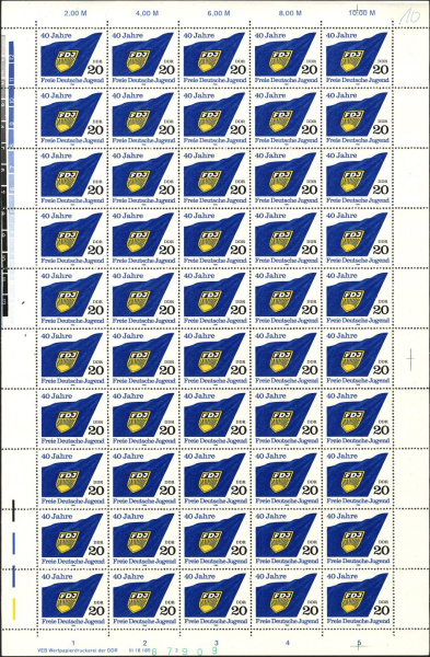 Datei:Ddr3002.3js.small bg1.jpg