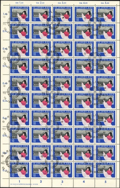 Datei:Ddr1073.2js.small bg1.jpg